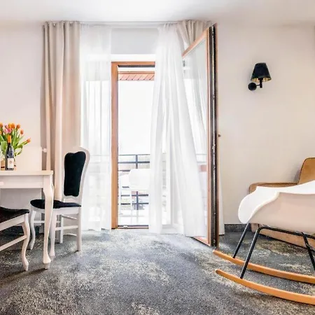 Apartment W Amber Park
