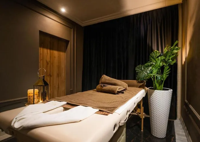 W Amber Park ニエホジェ