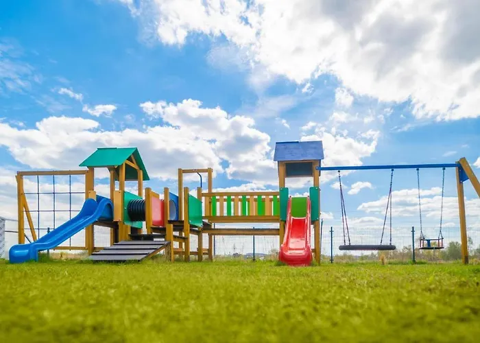 W Amber Park アパート ニエホジェ